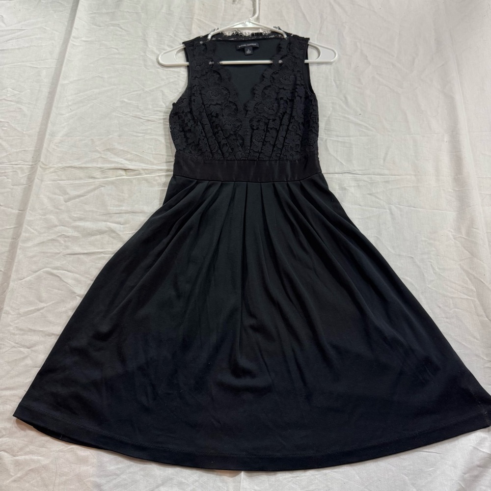 160. Banana Republic‎ Black Sleeveless A-Line Midi Dress (0)